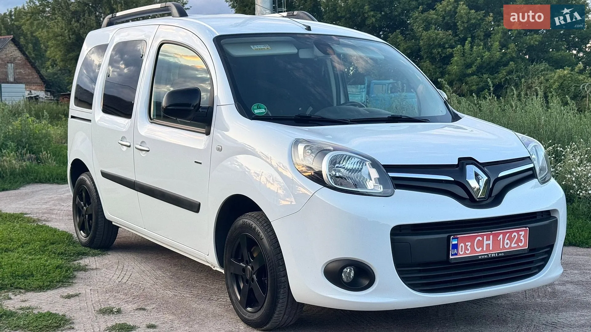 2015 Renault Kangoo - фото 1