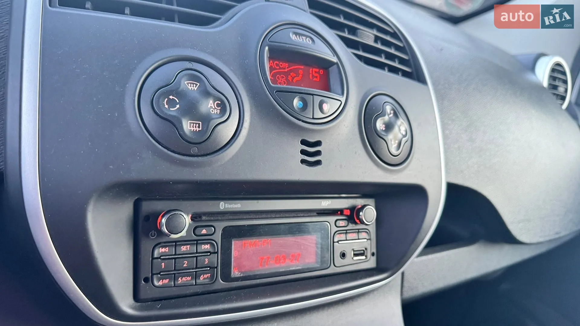 2015 Renault Kangoo - мініатюра 16