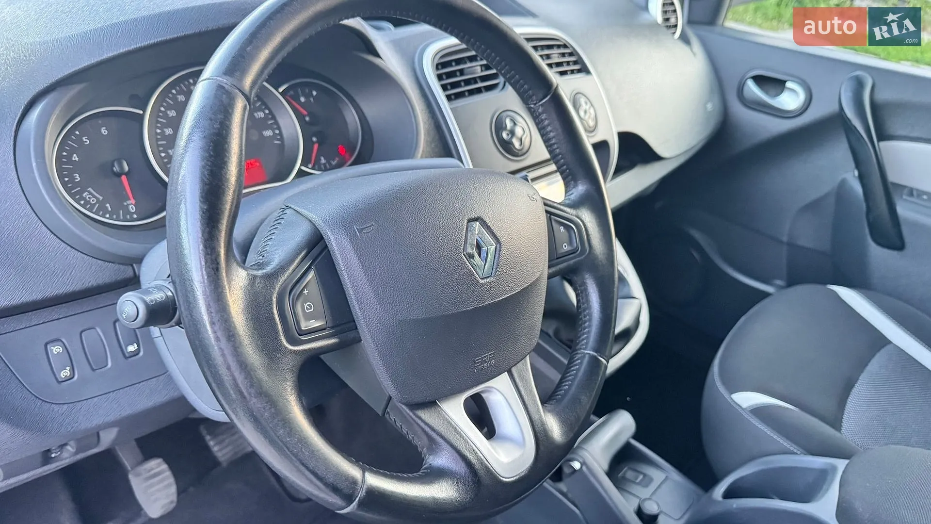 2015 Renault Kangoo - мініатюра 18