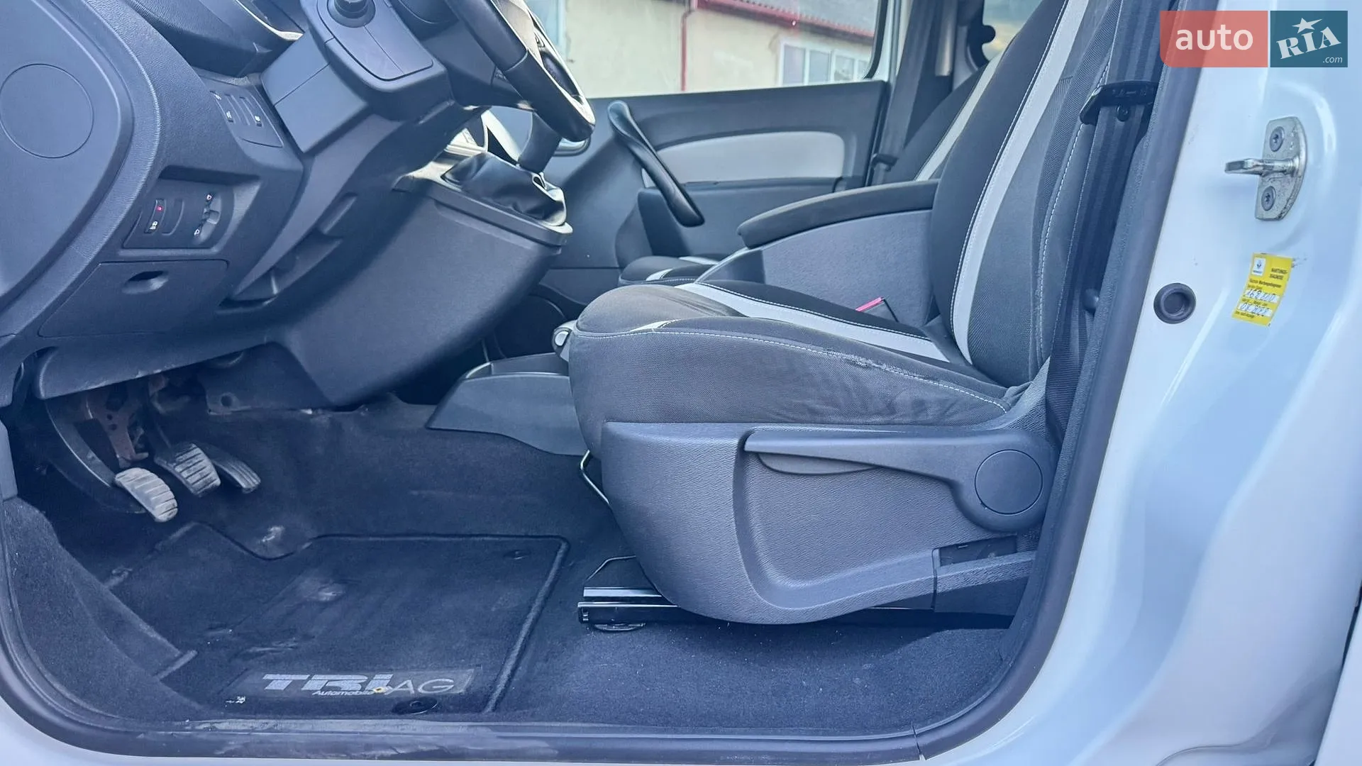 2015 Renault Kangoo - мініатюра 21