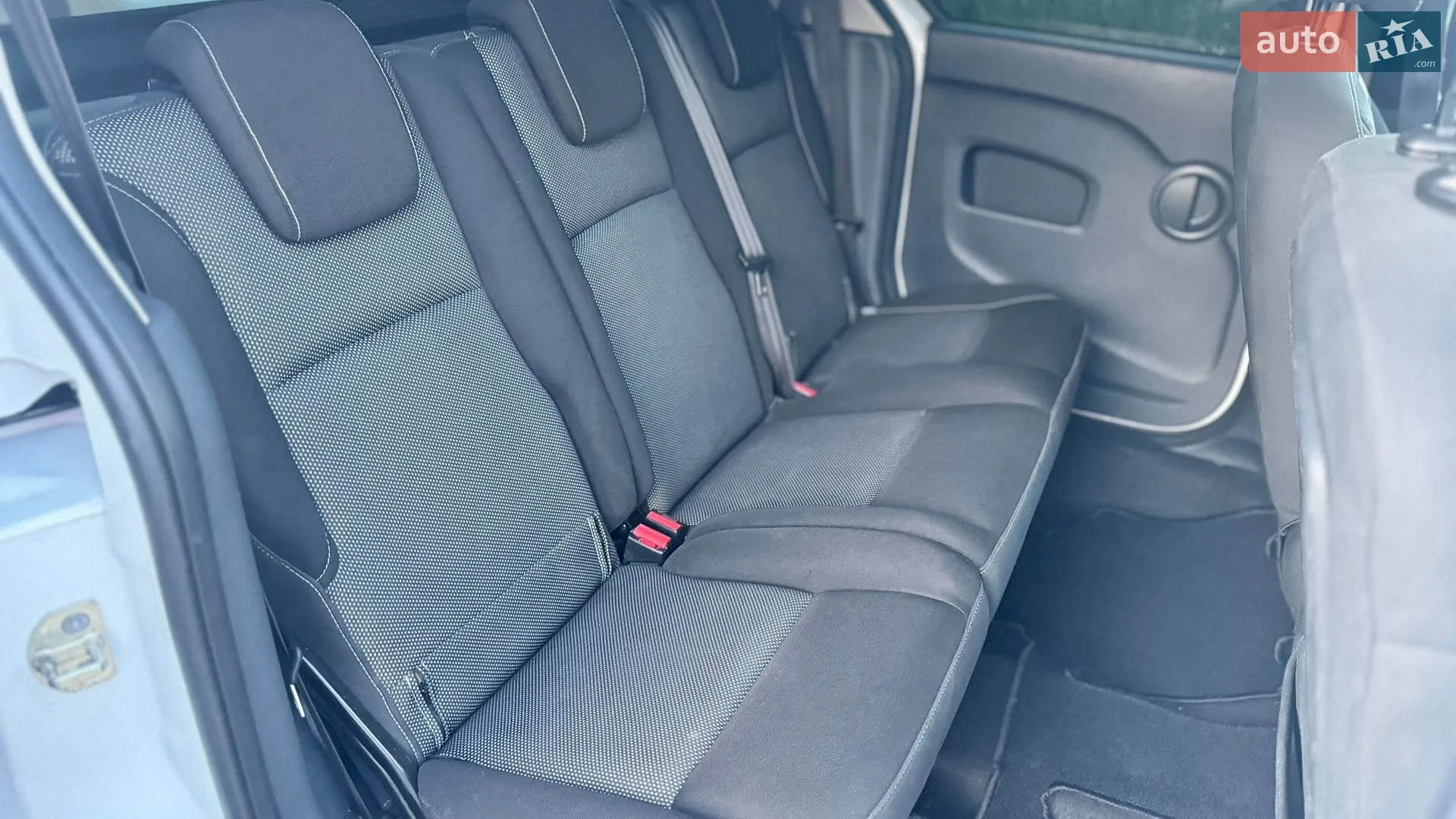 2015 Renault Kangoo - мініатюра 27