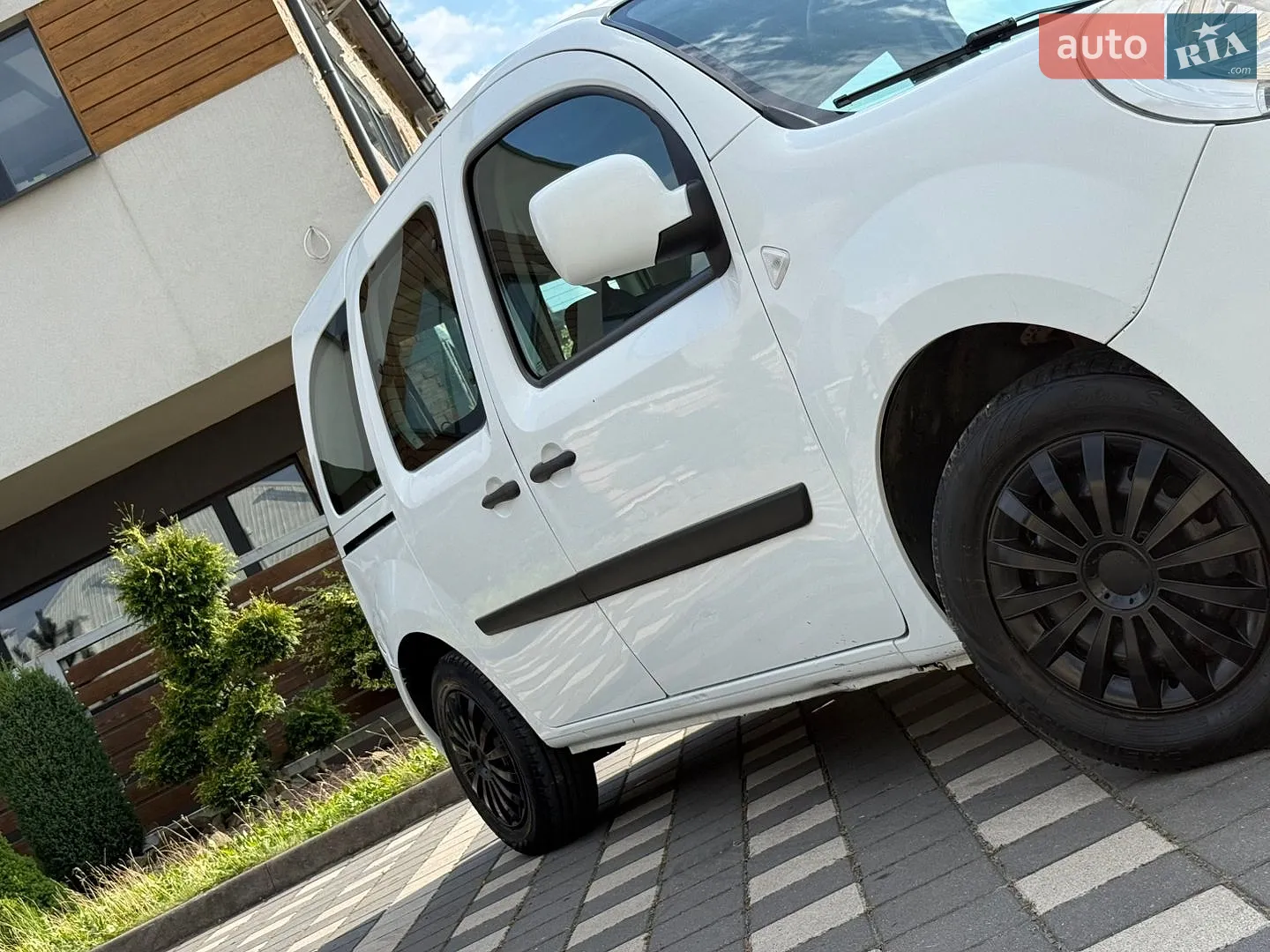 2011 Renault Kangoo - мініатюра 28