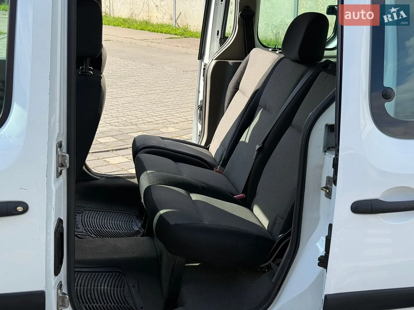 2011 Renault Kangoo - мініатюра 55