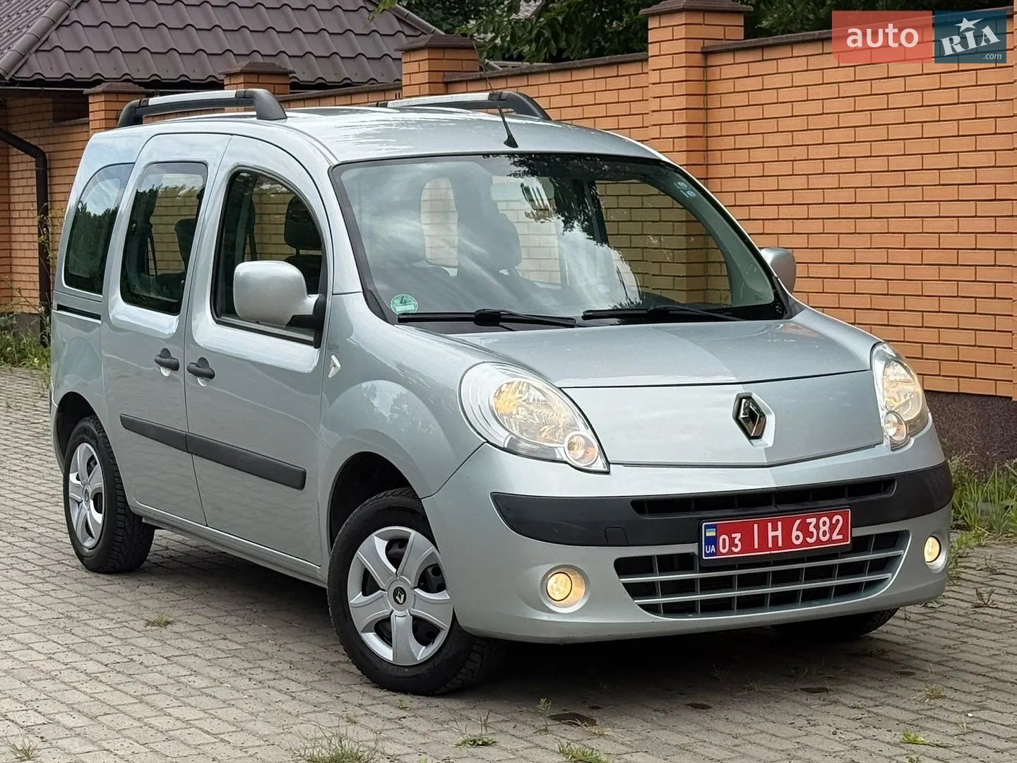 2010 Renault Kangoo - мініатюра 21