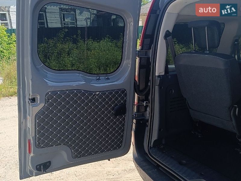 Минивэн Renault Kangoo 2016 в Днепре