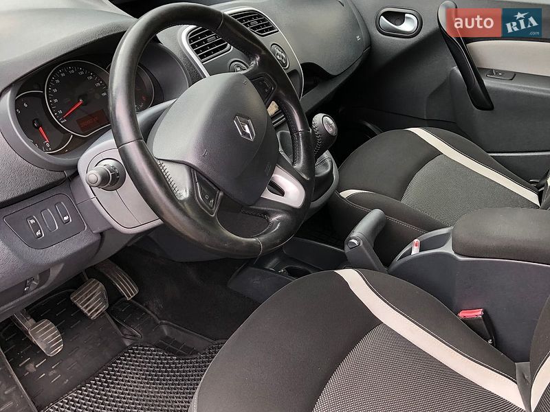Минивэн Renault Kangoo 2013 в Киеве