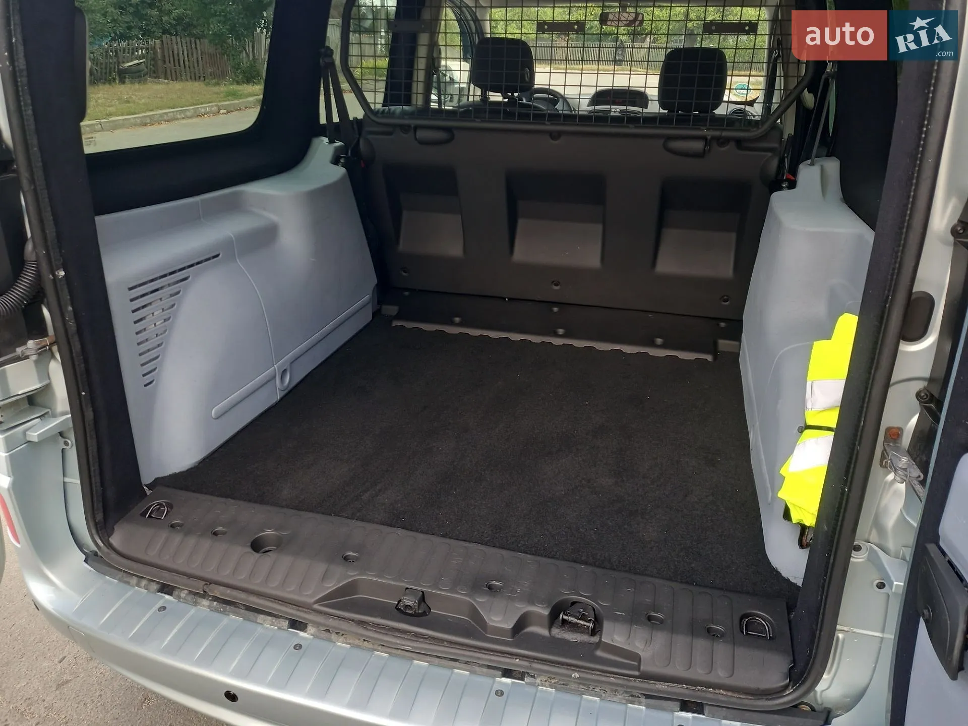 2010 Renault Kangoo - мініатюра 11