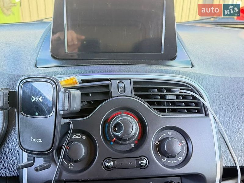 Грузовой фургон Renault Kangoo 2014 в Львове