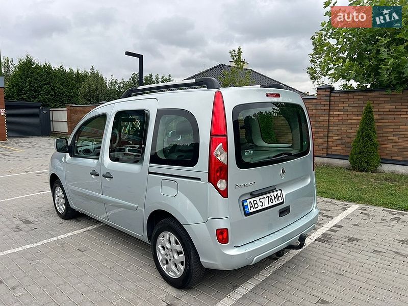 Минивэн Renault Kangoo 2010 в Виннице