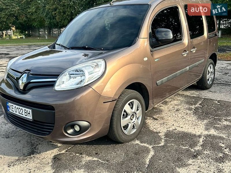 Минивэн Renault Kangoo 2015 в Днепре