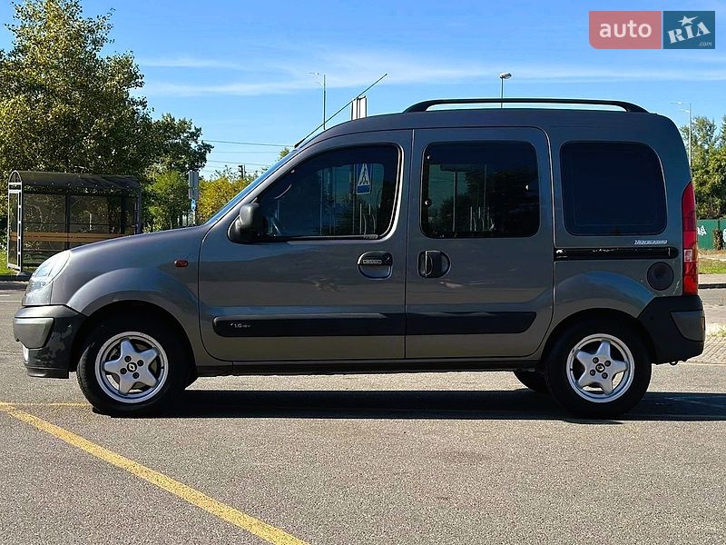 Минивэн Renault Kangoo 2003 в Киеве