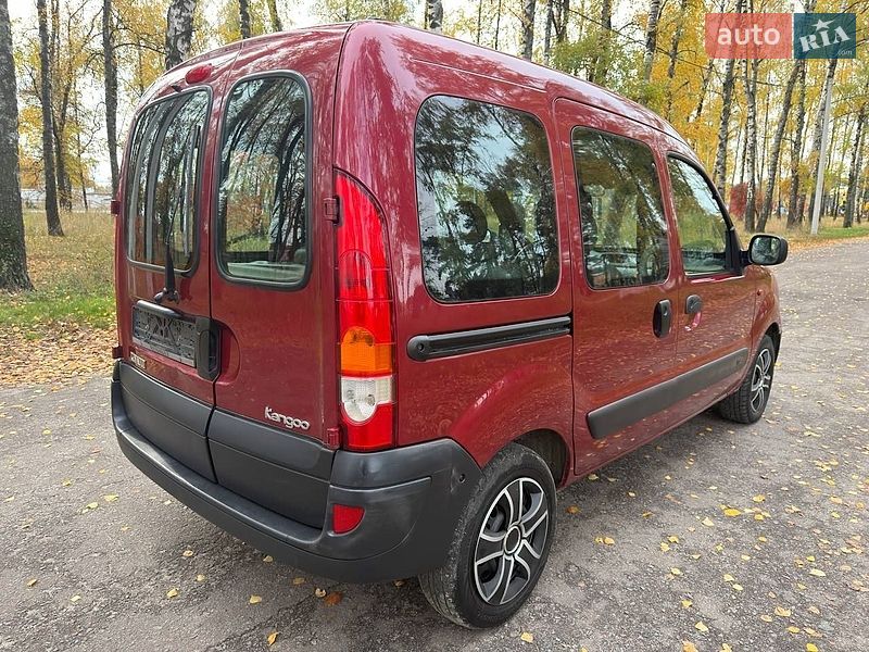 Минивэн Renault Kangoo 2005 в Ахтырке