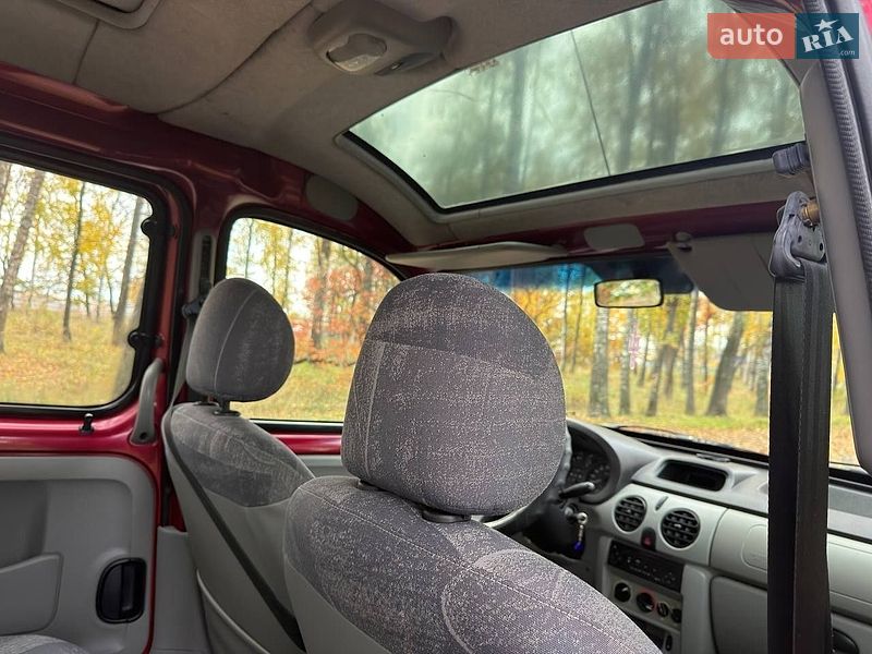 Минивэн Renault Kangoo 2005 в Ахтырке