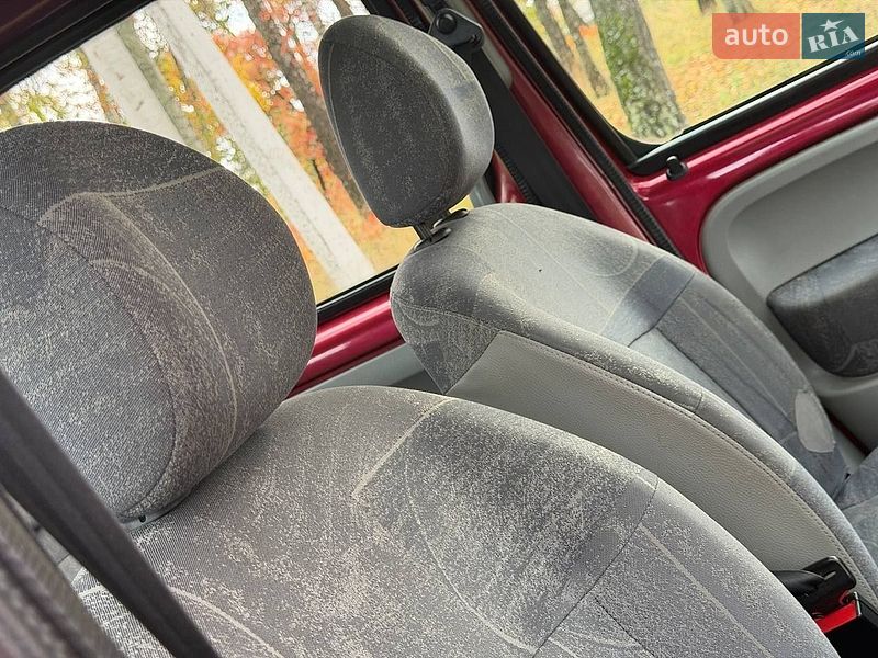 Минивэн Renault Kangoo 2005 в Ахтырке