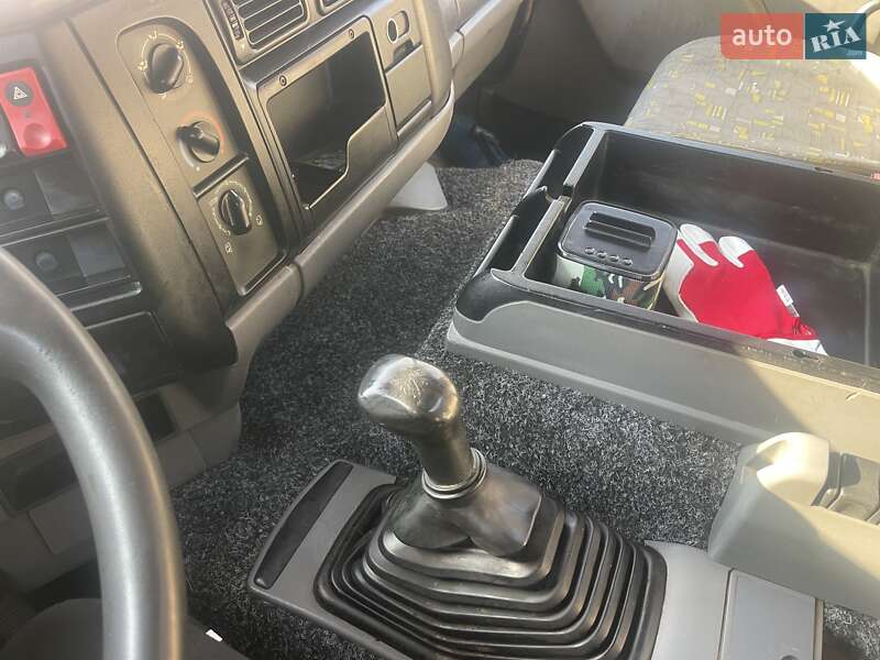 Самоскид Renault Kerax 2006 в Тячеві