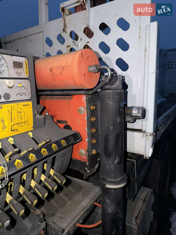 Кран-манипулятор Renault Kerax 2013 в Сарнах фото 6 Кран-манипулятор Renault Kerax 2013 в Сарнах