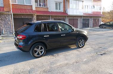 Позашляховик / Кросовер Renault Koleos 2013 в 