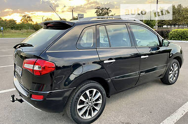 Внедорожник / Кроссовер Renault Koleos 2012 в 