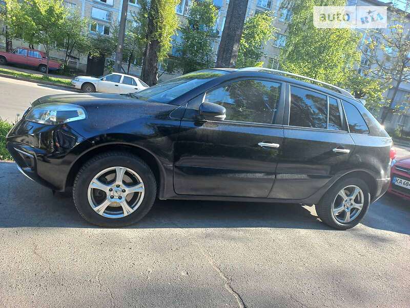 Внедорожник / Кроссовер Renault Koleos 2012 в Киеве