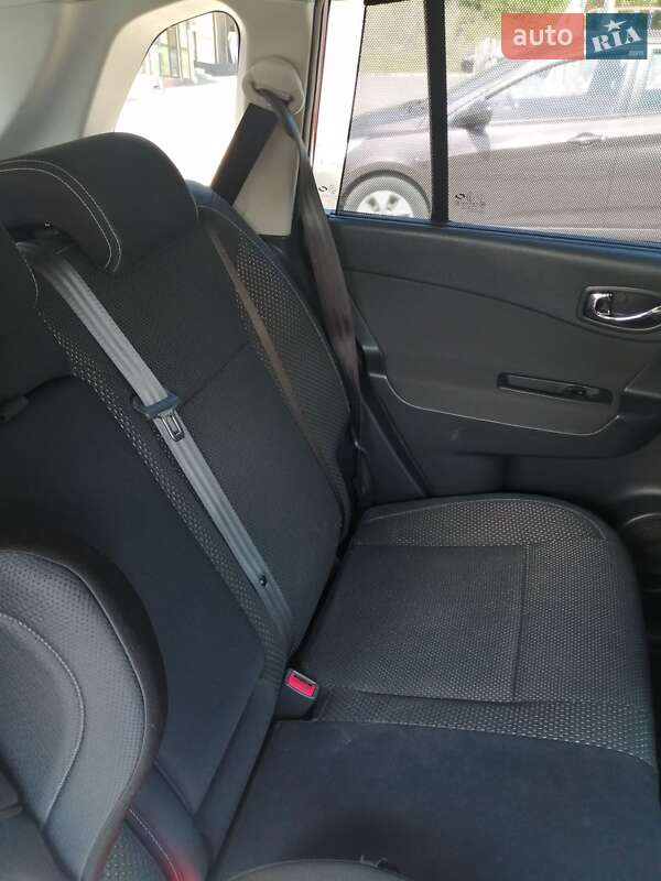 Внедорожник / Кроссовер Renault Koleos 2011 в Обухове фото 8 Внедорожник / Кроссовер Renault Koleos 2011 в Обухове