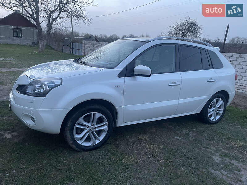 Внедорожник / Кроссовер Renault Koleos 2010 в Рава-Русской