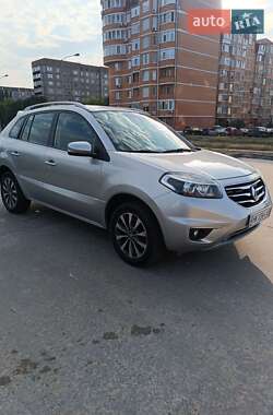 Позашляховик / Кросовер Renault Koleos 2012 в 