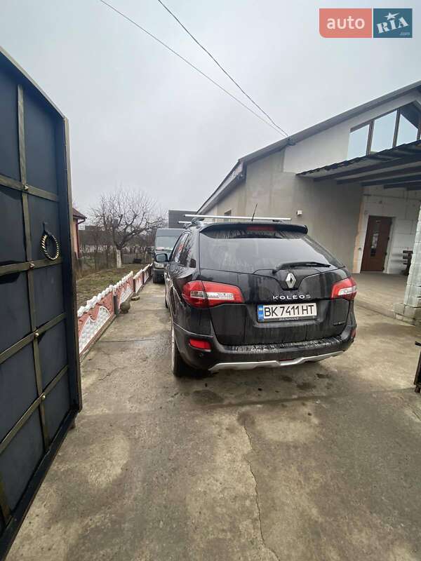 Внедорожник / Кроссовер Renault Koleos 2010 в Ровно