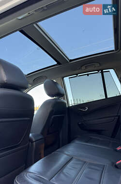 Внедорожник / Кроссовер Renault Koleos 2012 в 