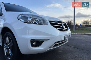 Позашляховик / Кросовер Renault Koleos 2012 в 