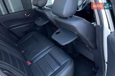 Позашляховик / Кросовер Renault Koleos 2012 в 