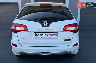 Позашляховик / Кросовер Renault Koleos 2012 в 