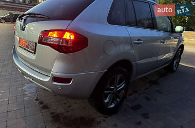 Внедорожник / Кроссовер Renault Koleos 2011 в 