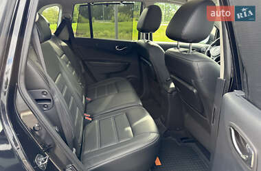 Позашляховик / Кросовер Renault Koleos 2013 в 