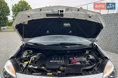 Позашляховик / Кросовер Renault Koleos 2013 в 