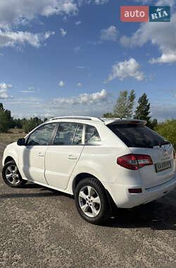 Внедорожник / Кроссовер Renault Koleos 2011 в 