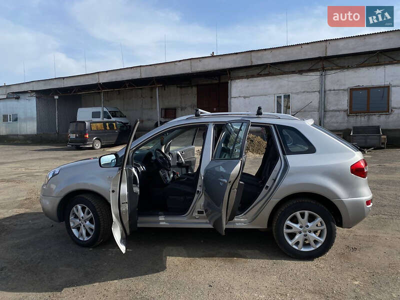 Позашляховик / Кросовер Renault Koleos 2008 в Острозі