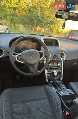 Позашляховик / Кросовер Renault Koleos 2011 в 