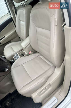 Позашляховик / Кросовер Renault Koleos 2014 в 