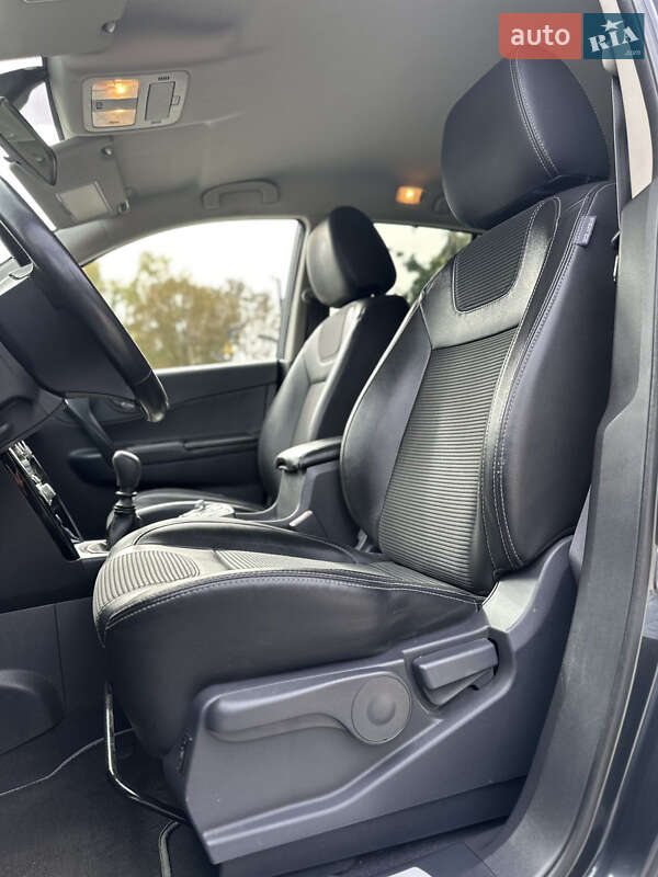 Позашляховик / Кросовер Renault Koleos 2012 в Луцьку