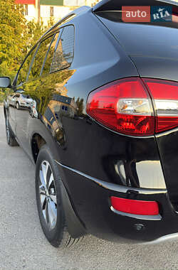 Внедорожник / Кроссовер Renault Koleos 2011 в 