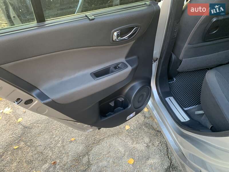 Внедорожник / Кроссовер Renault Koleos 2008 в Черкассах фото 14 Внедорожник / Кроссовер Renault Koleos 2008 в Черкассах