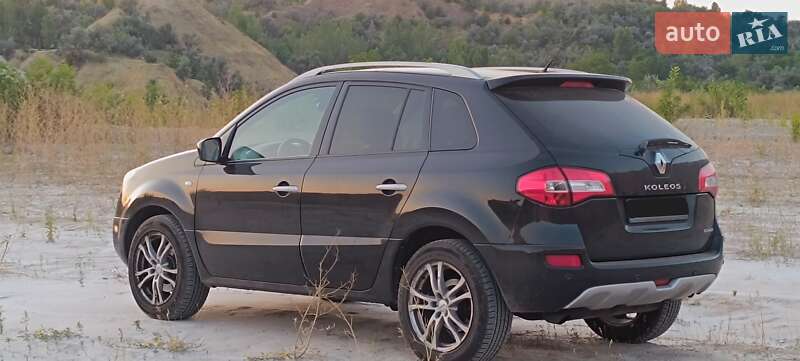 Позашляховик / Кросовер Renault Koleos 2011 в Олександрії