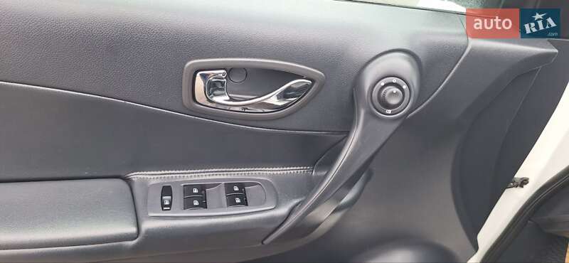 Внедорожник / Кроссовер Renault Koleos 2013 в Новоархангельске фото 67 Внедорожник / Кроссовер Renault Koleos 2013 в Новоархангельске