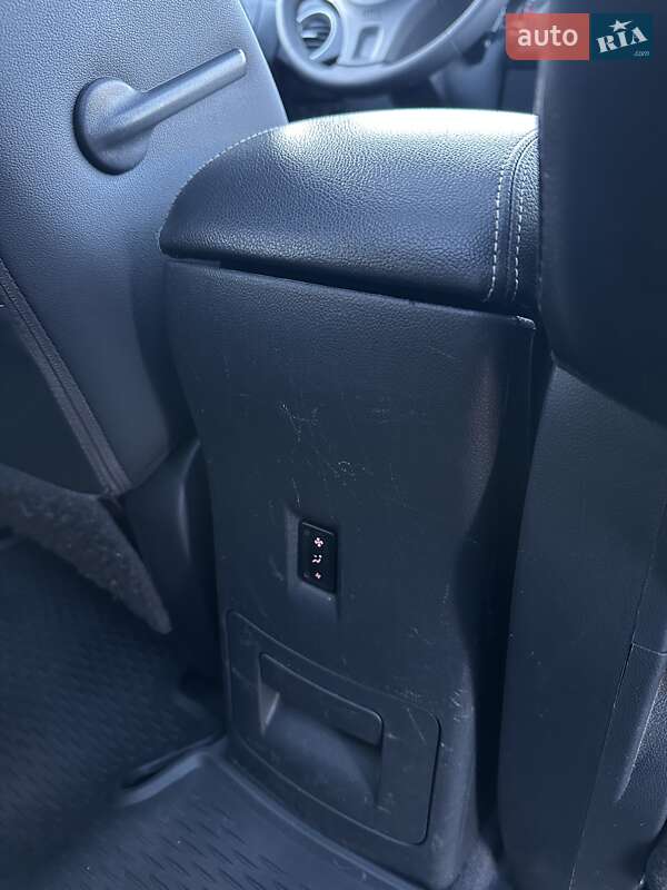 Внедорожник / Кроссовер Renault Koleos 2012 в Белогородке