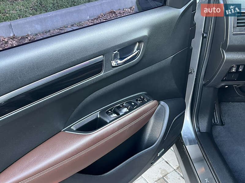 Внедорожник / Кроссовер Renault Koleos 2017 в Черкассах