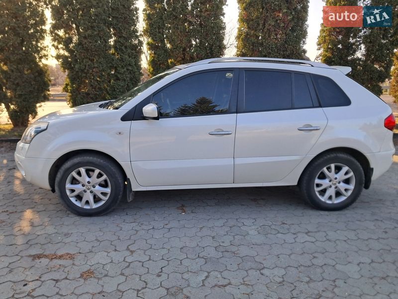 Внедорожник / Кроссовер Renault Koleos 2010 в Дубно