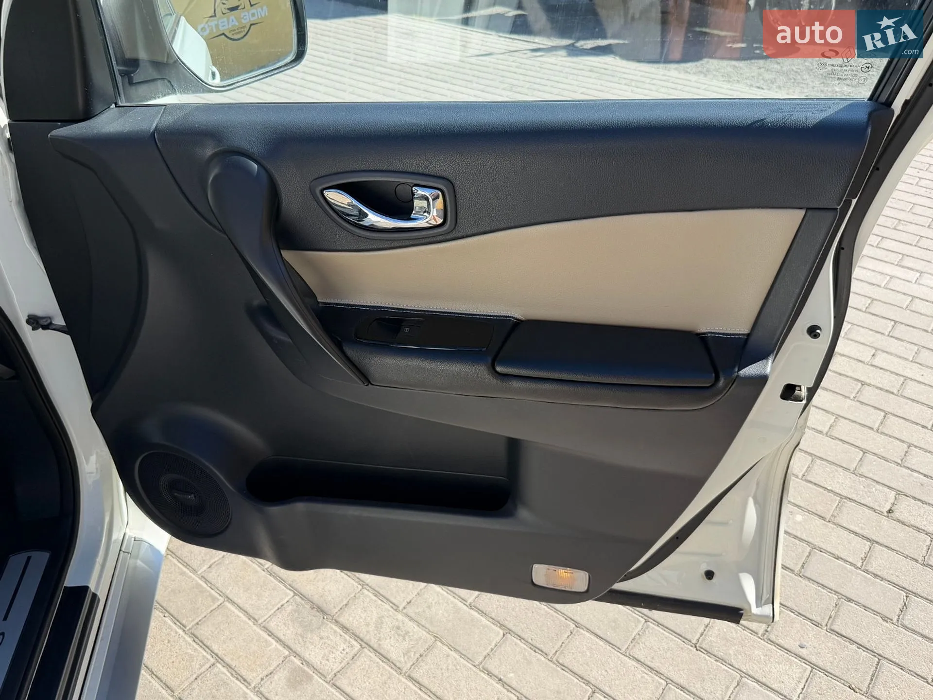 2010 Renault Koleos - мініатюра 18