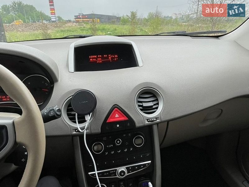 Внедорожник / Кроссовер Renault Koleos 2008 в Золочеве фото 4 Внедорожник / Кроссовер Renault Koleos 2008 в Золочеве