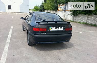 Хэтчбек Renault Laguna 1994 в Дубно