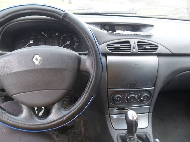 Універсал Renault Laguna 2002 в Чопі